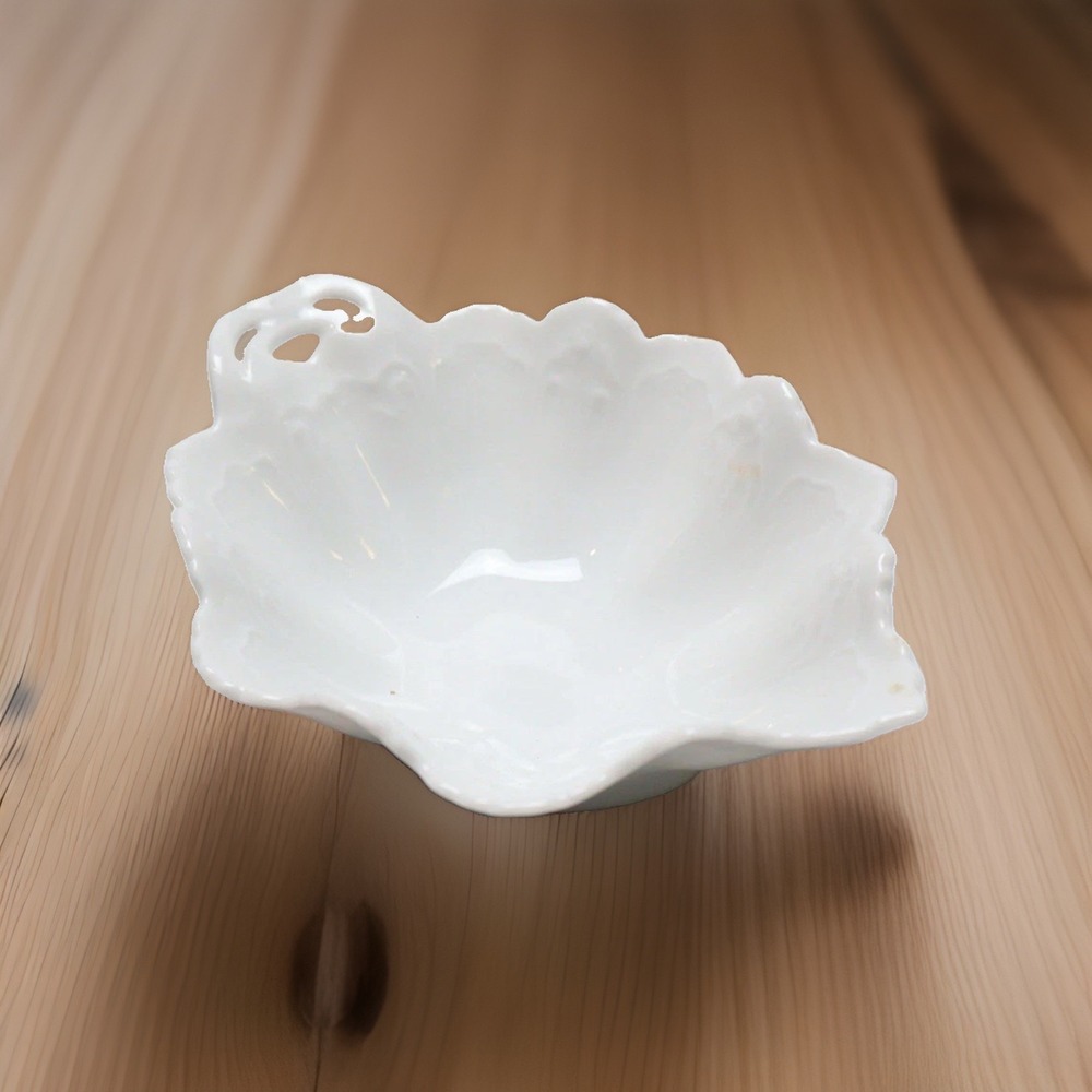 MZ Austria Antique White Porcelain Leaf Shaped Dish Candy Trinkets Display